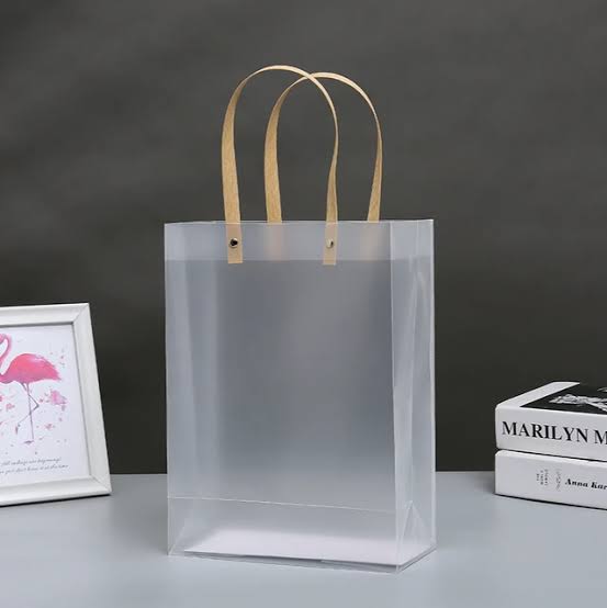 Frosted gift bags with bamboo handles - Image 1
